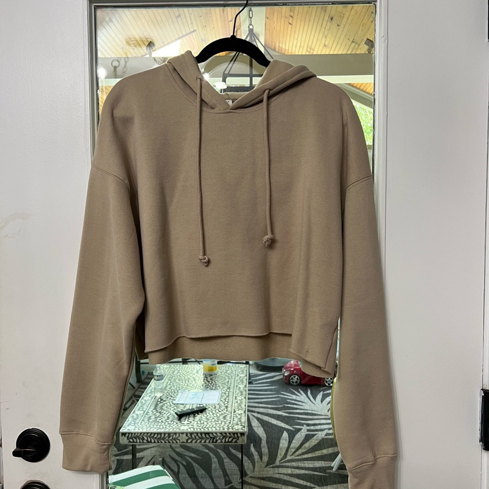 Amazhiyu Women's Tan Cropped Fleece Hoodie Size Large
